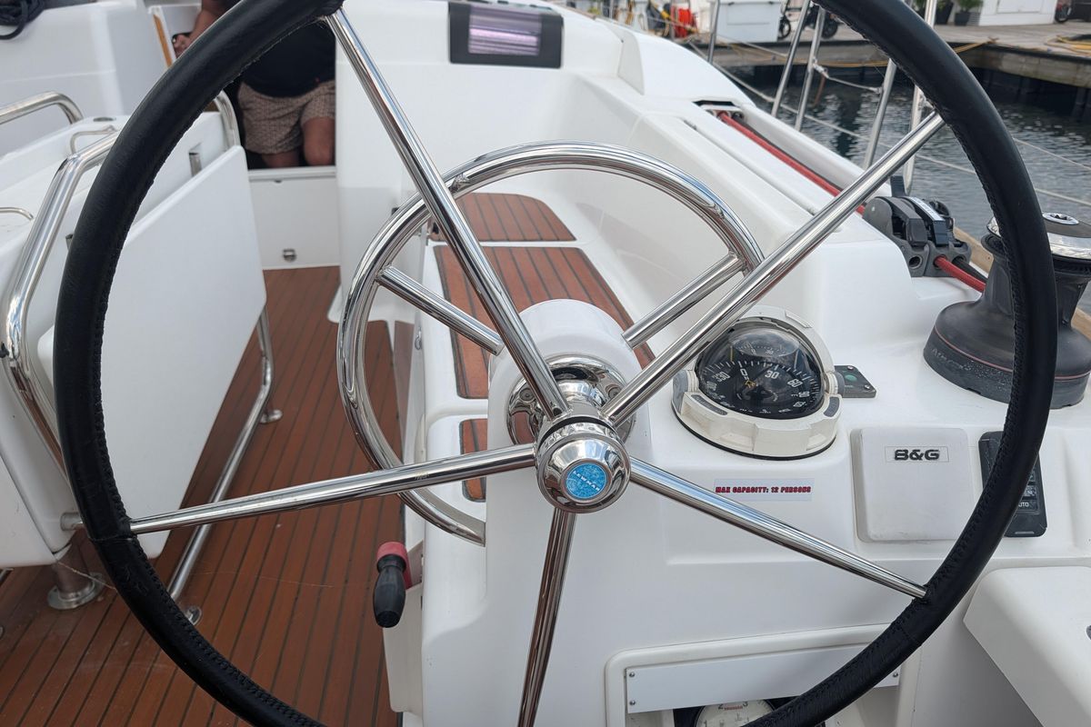 2015 Jeanneau Sun Odyssey 409