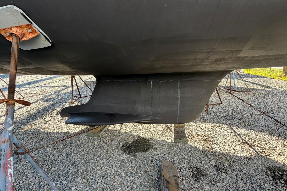 2007 Hunter 45 Center Cockpit