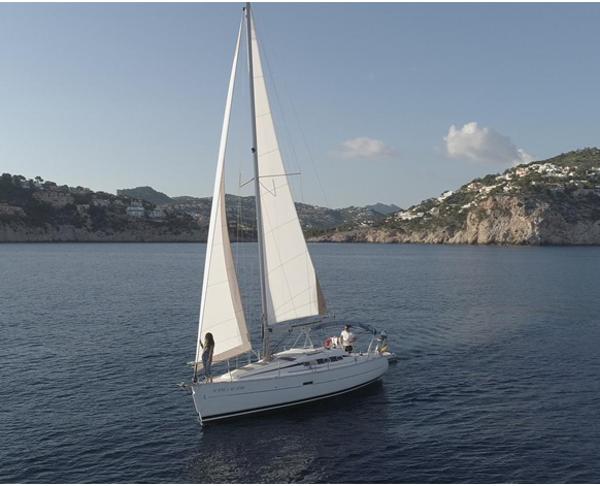 2006 Beneteau 323 Boats