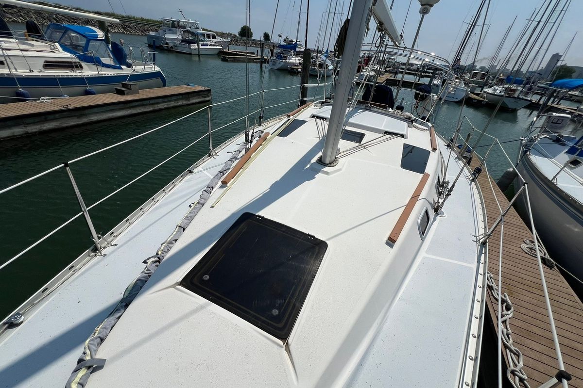 1990 Hunter Legend 35.5