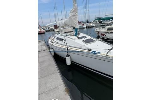 1986 Beneteau First 305