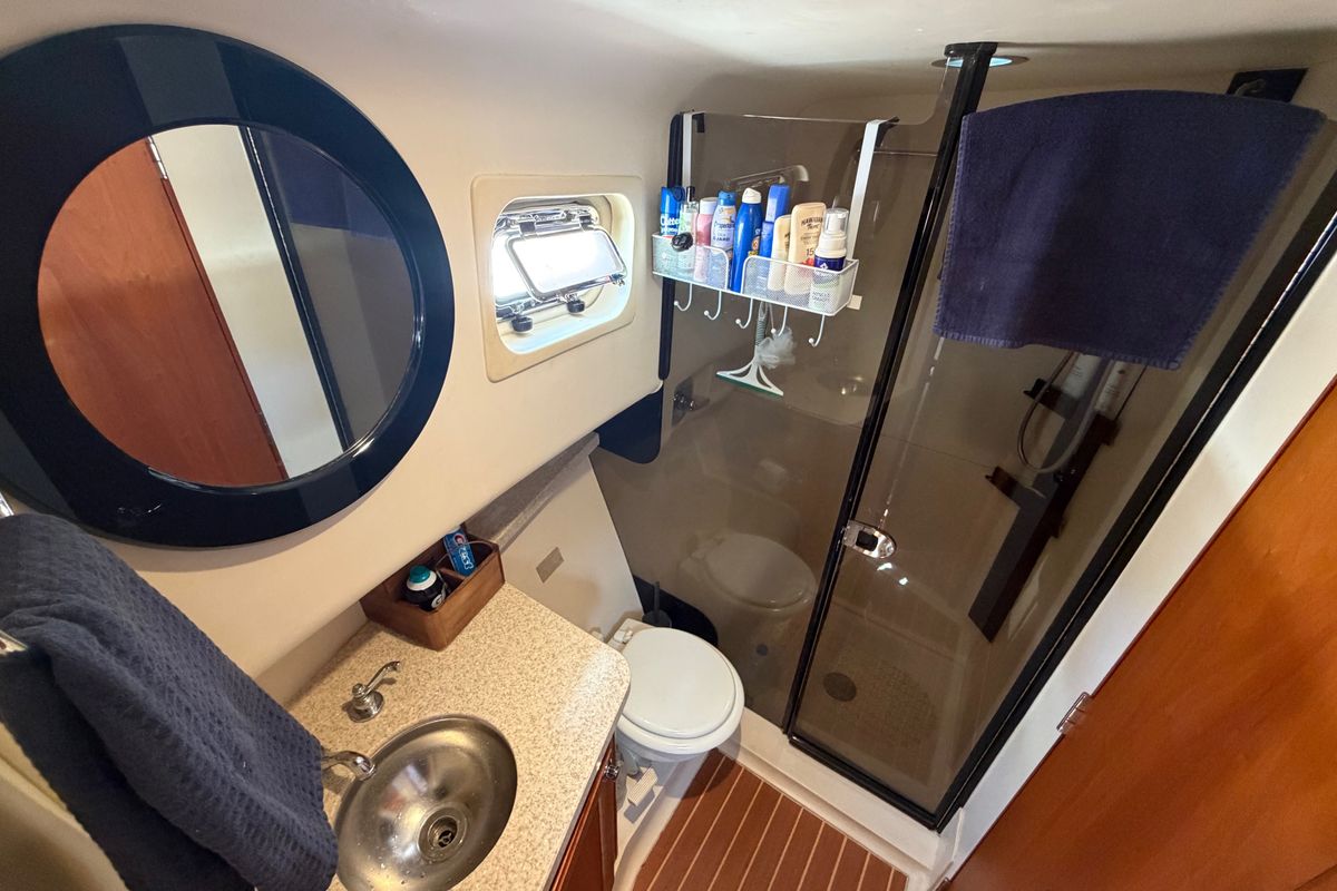 2006 Mainship 34 Trawler