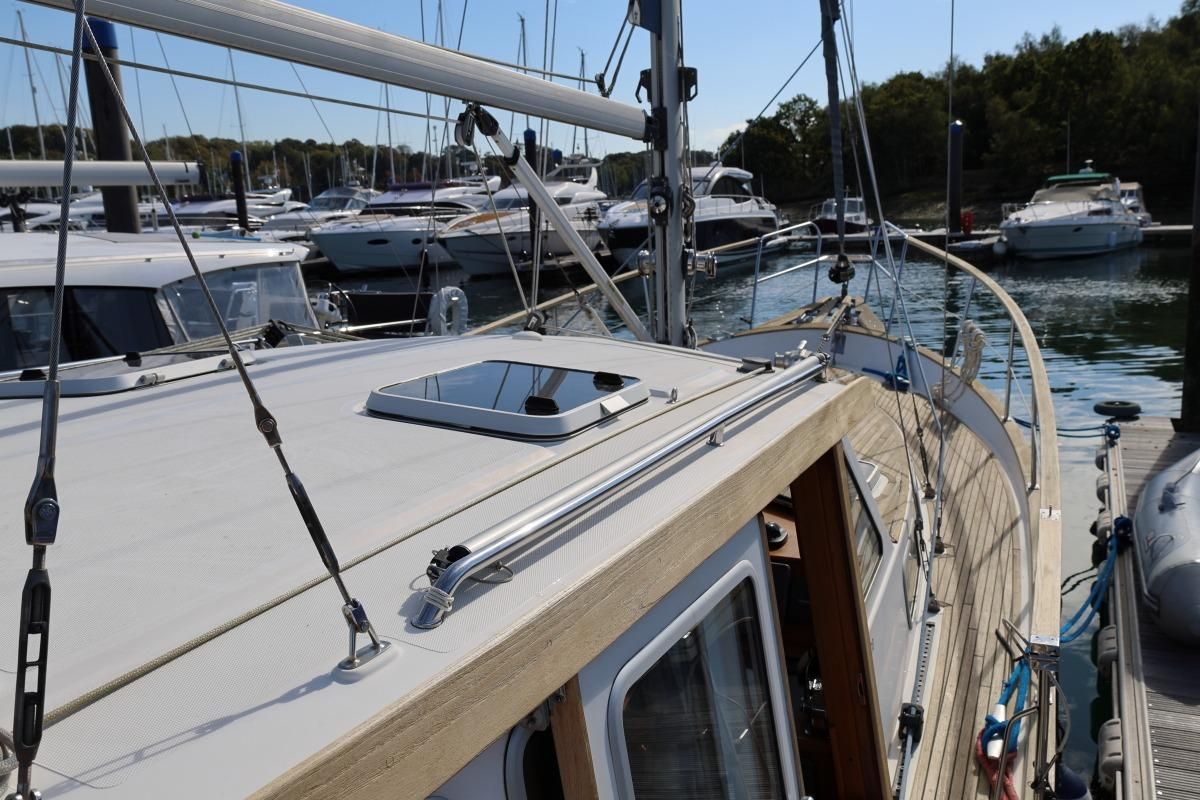 2002 Nauticat 331