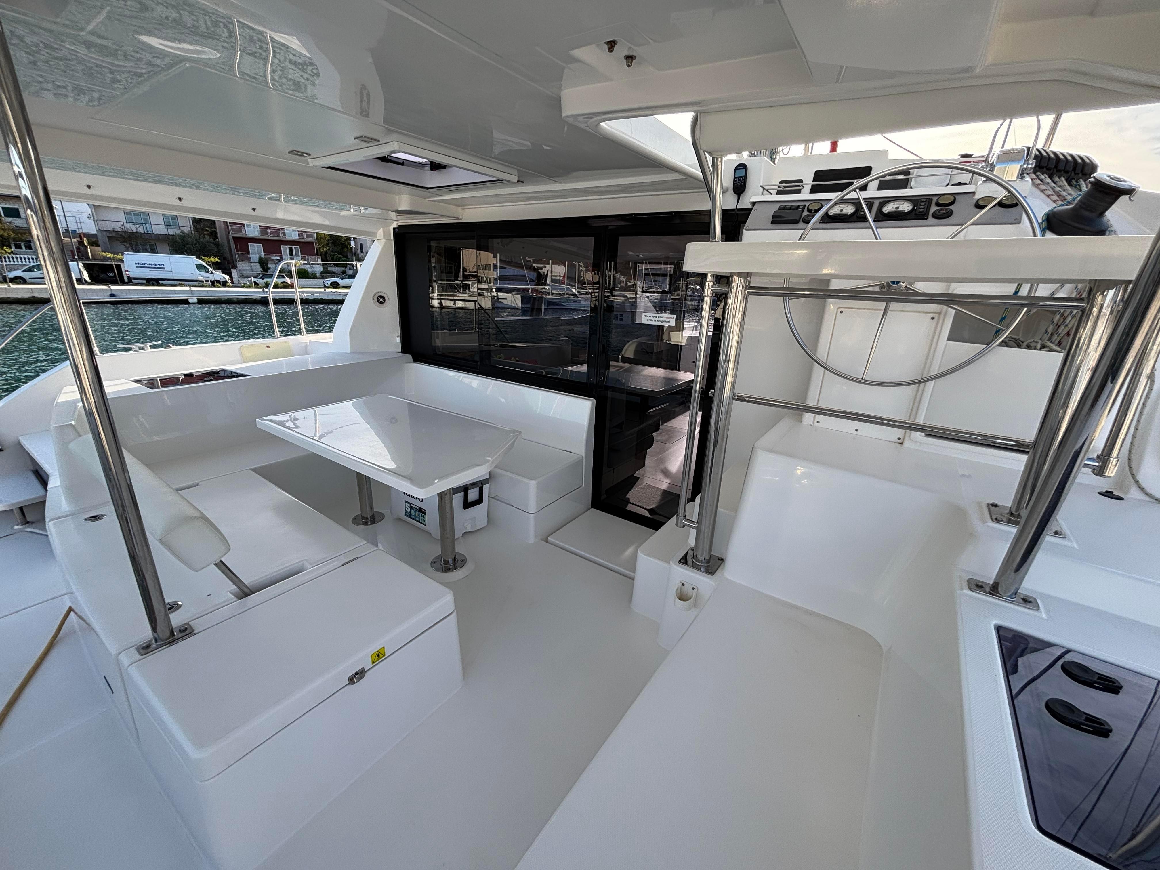 2019 Leopard 40