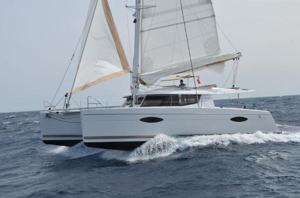 2015 Fountaine Pajot Helia 44