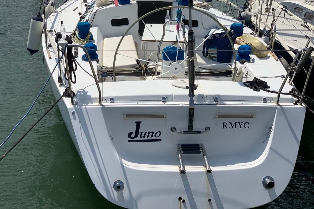 2004 J/Boats J/133