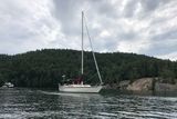 1981 Islander Peterson 40