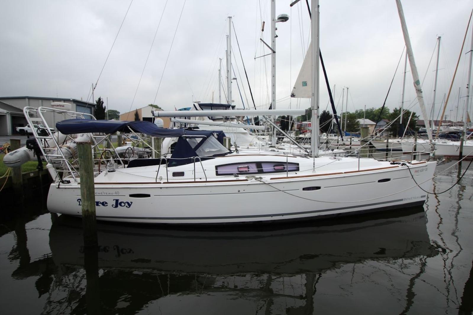 2011 Beneteau Oceanis 40
