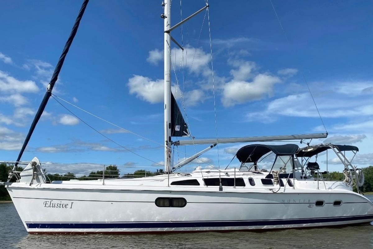 2002 Hunter 410