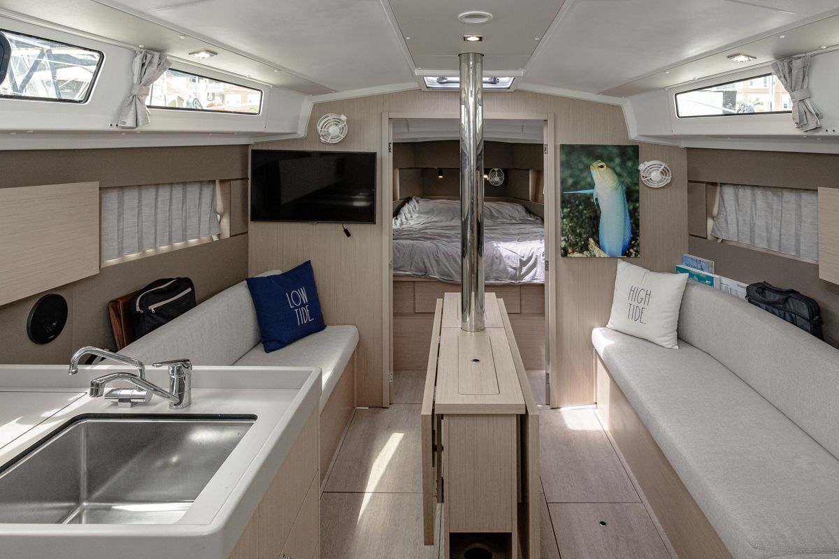 2023 Beneteau Oceanis 38.1