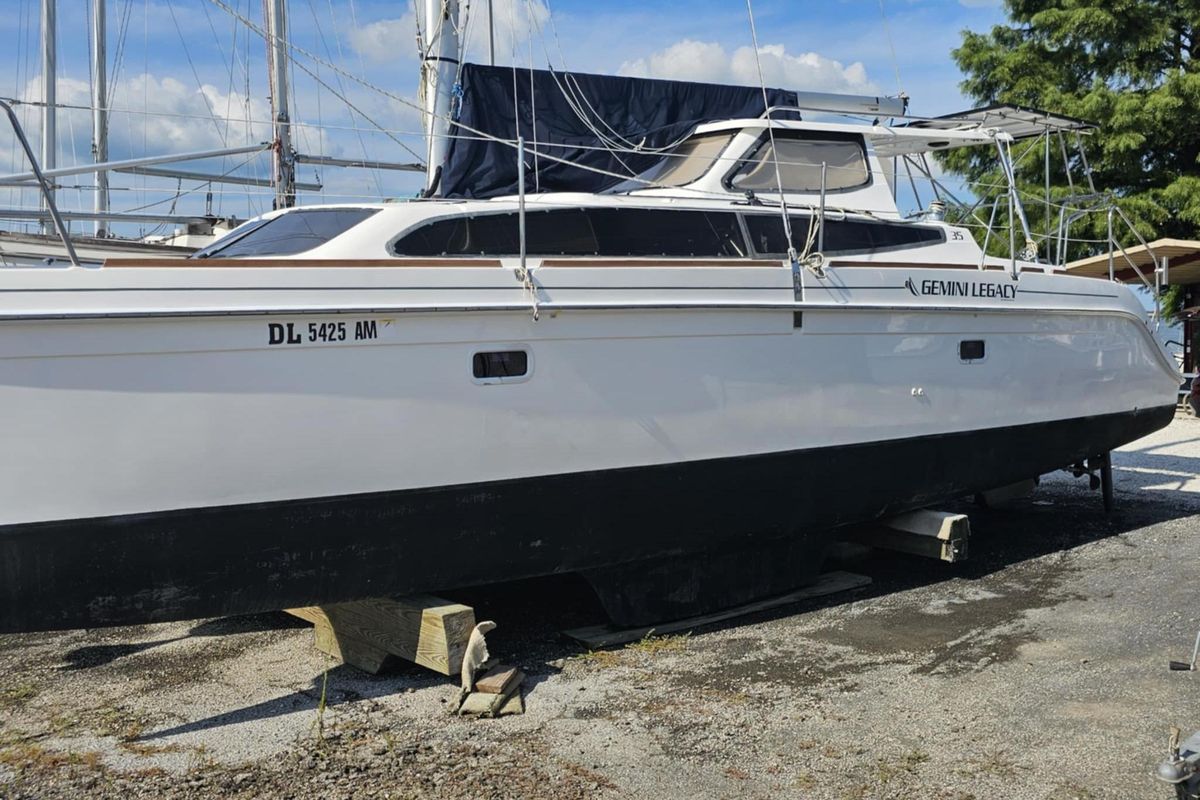 2014 Gemini Legacy 35