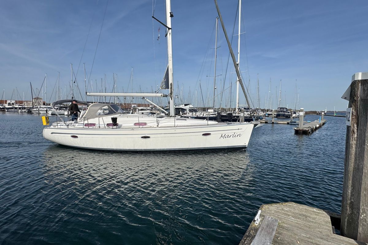2005 Bavaria Cruiser 39