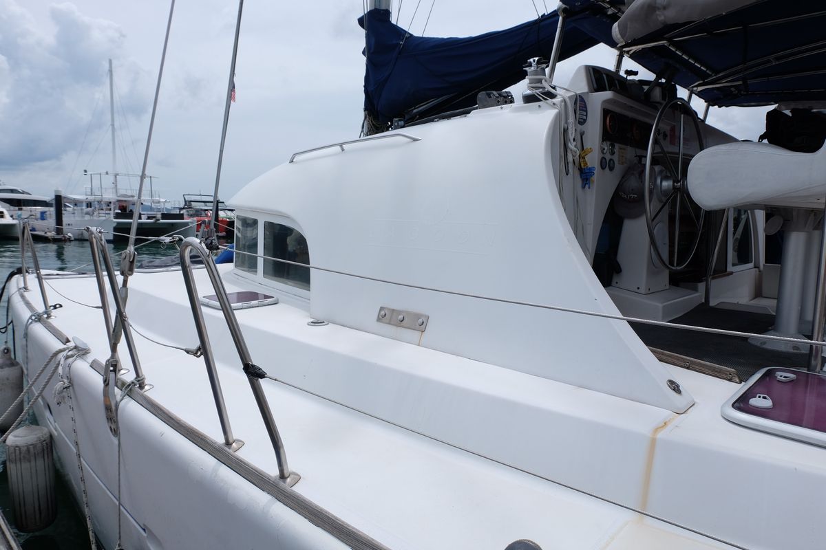 2003 Lagoon 380
