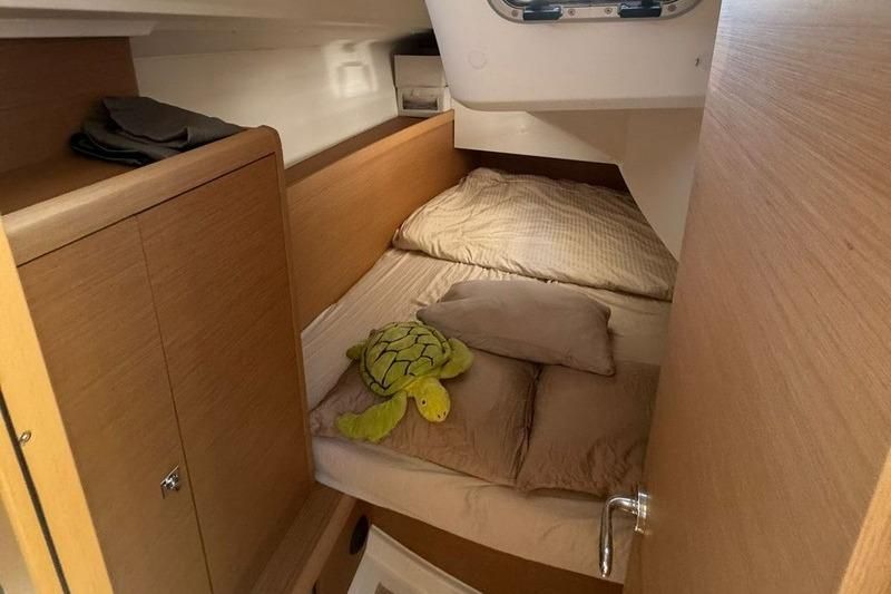 2022 Jeanneau Sun Odyssey 349