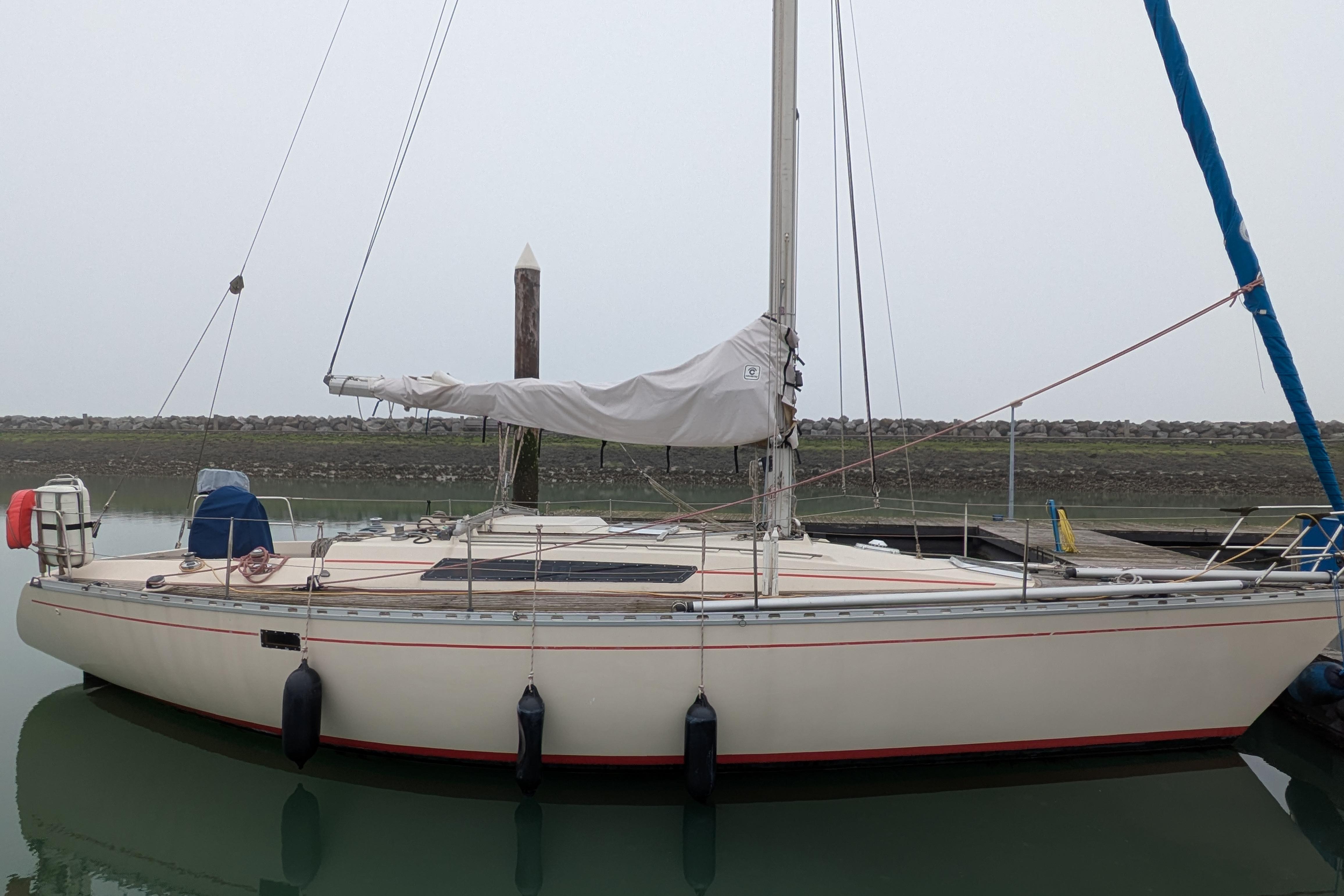 1983 Beneteau First 38 for sale in Torhout, Belgium
