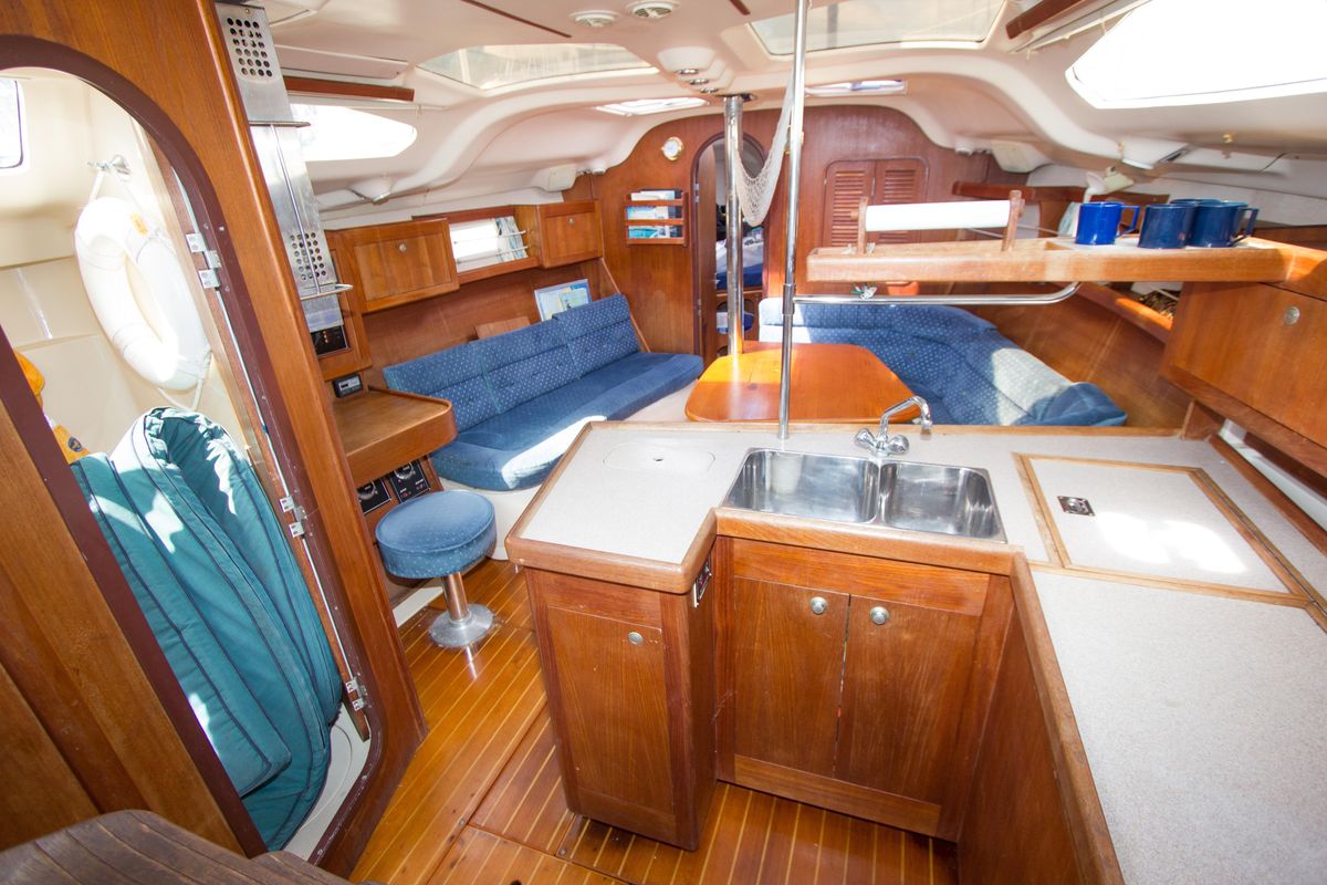 1997 Hunter 376