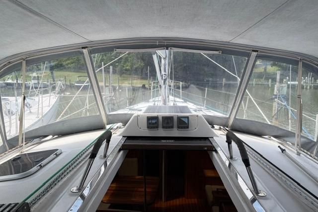 2002 Hunter 466