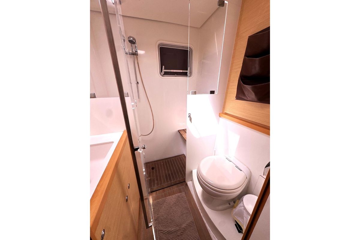 2015 Lagoon 560 S2