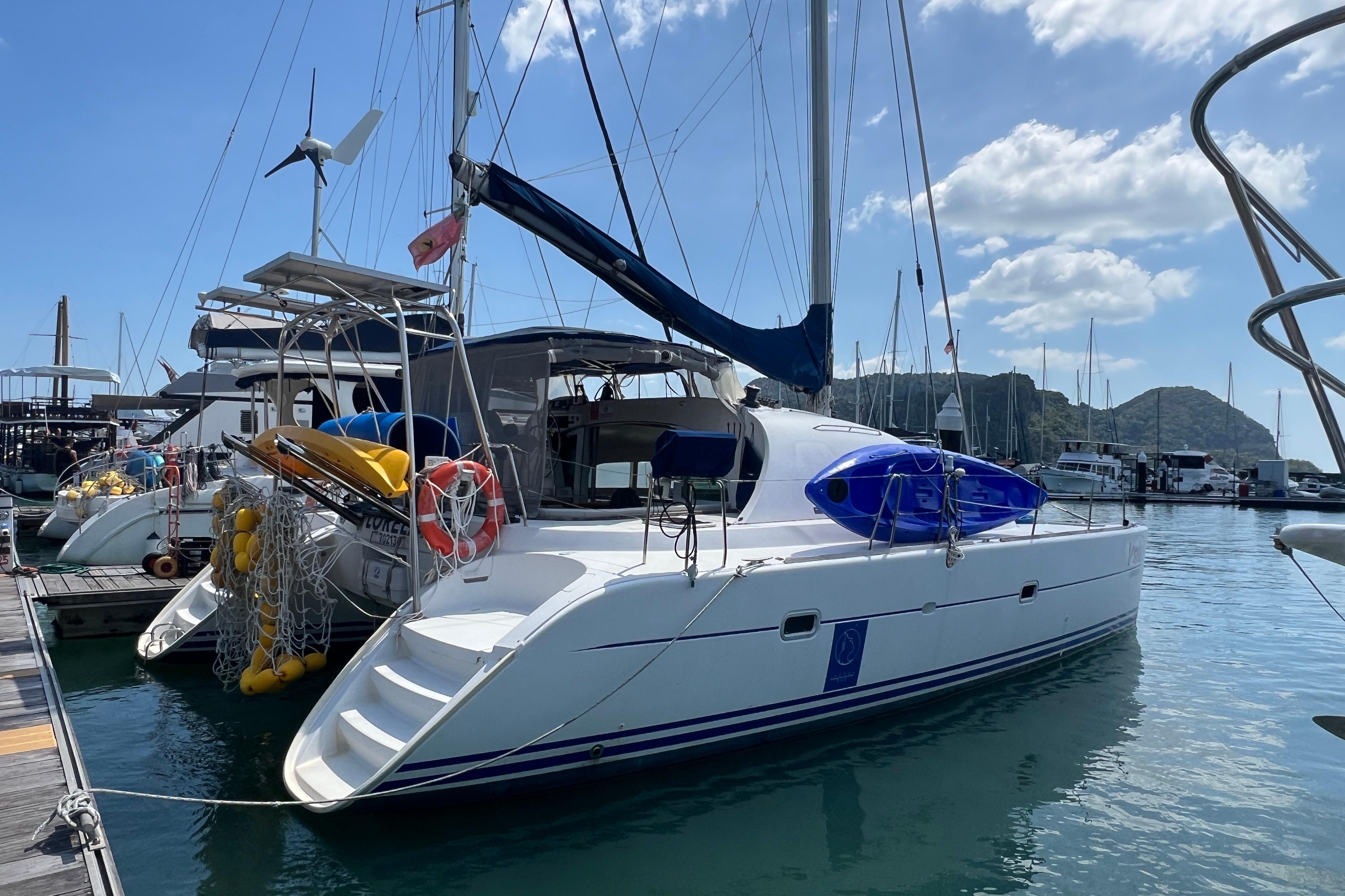 2003 Lagoon 380 for sale in Langkawi, Malaysia