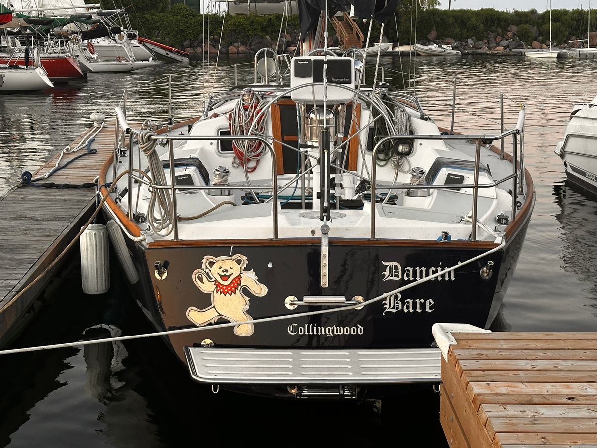 1990 J/Boats J/37