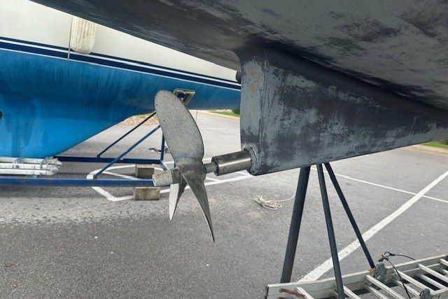 2005 Beneteau 323 for sale in Cobourg, Ontario, Canada 32 ft