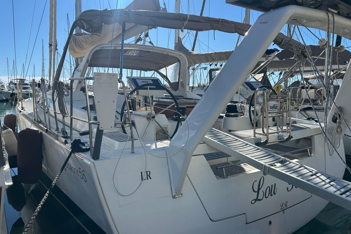 2015 Beneteau Oceanis 55