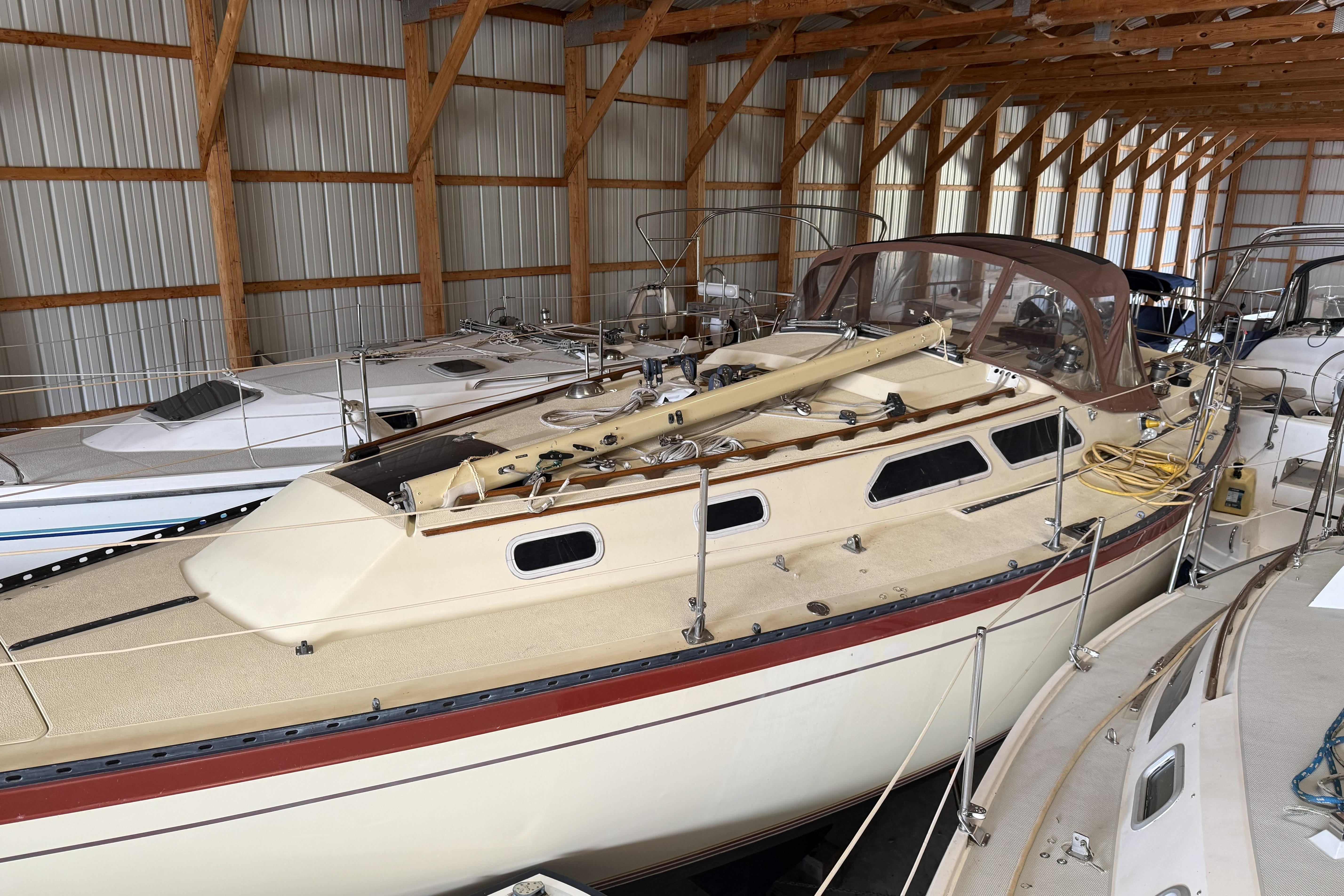 1977 Islander 32 for sale in Sister Bay, Wisconsin