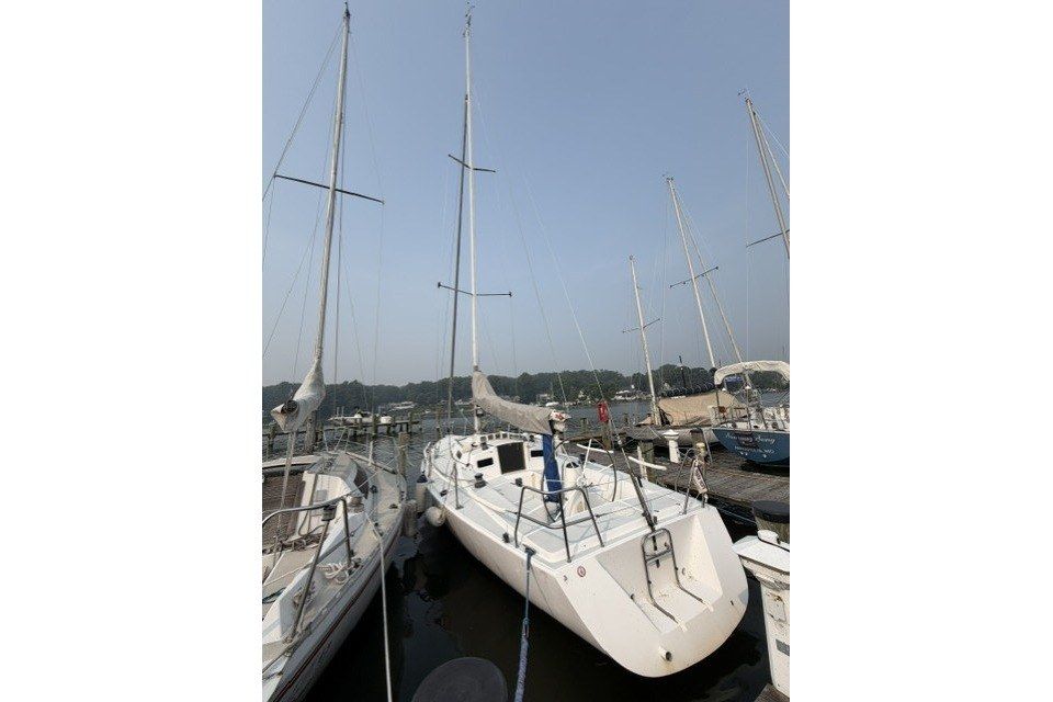2001 J/Boats J/105