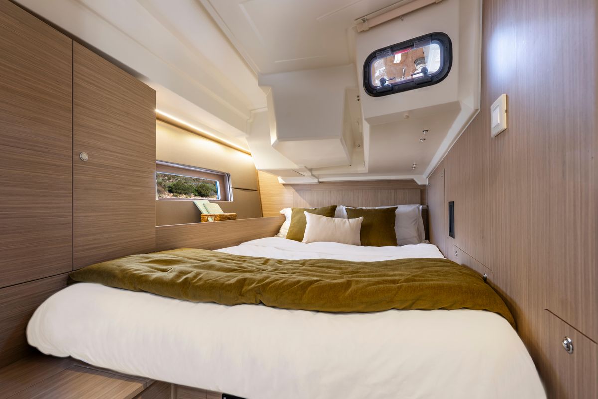 2027 Beneteau Oceanis 47