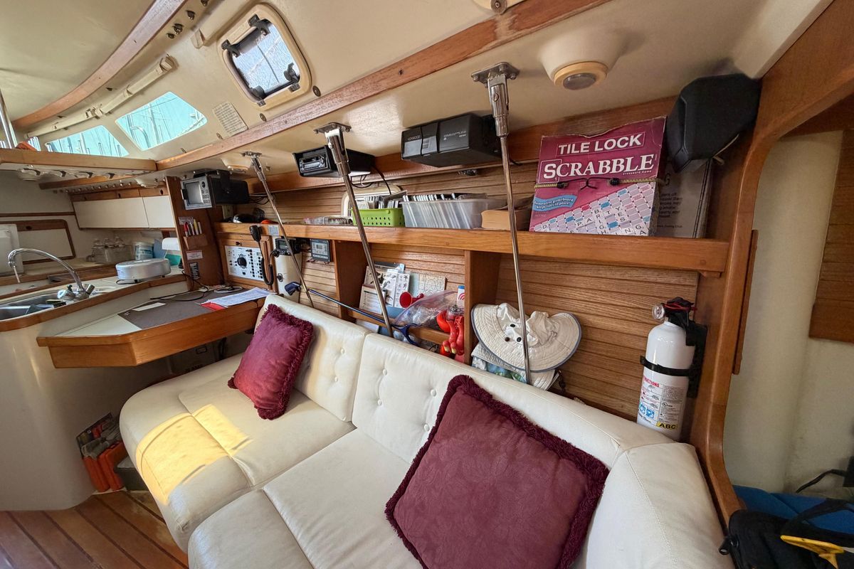 1994 Catalina 320