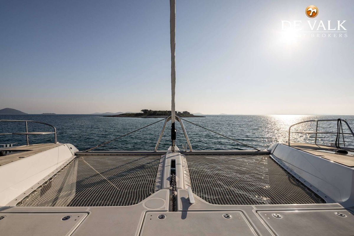 2025 Lagoon 60