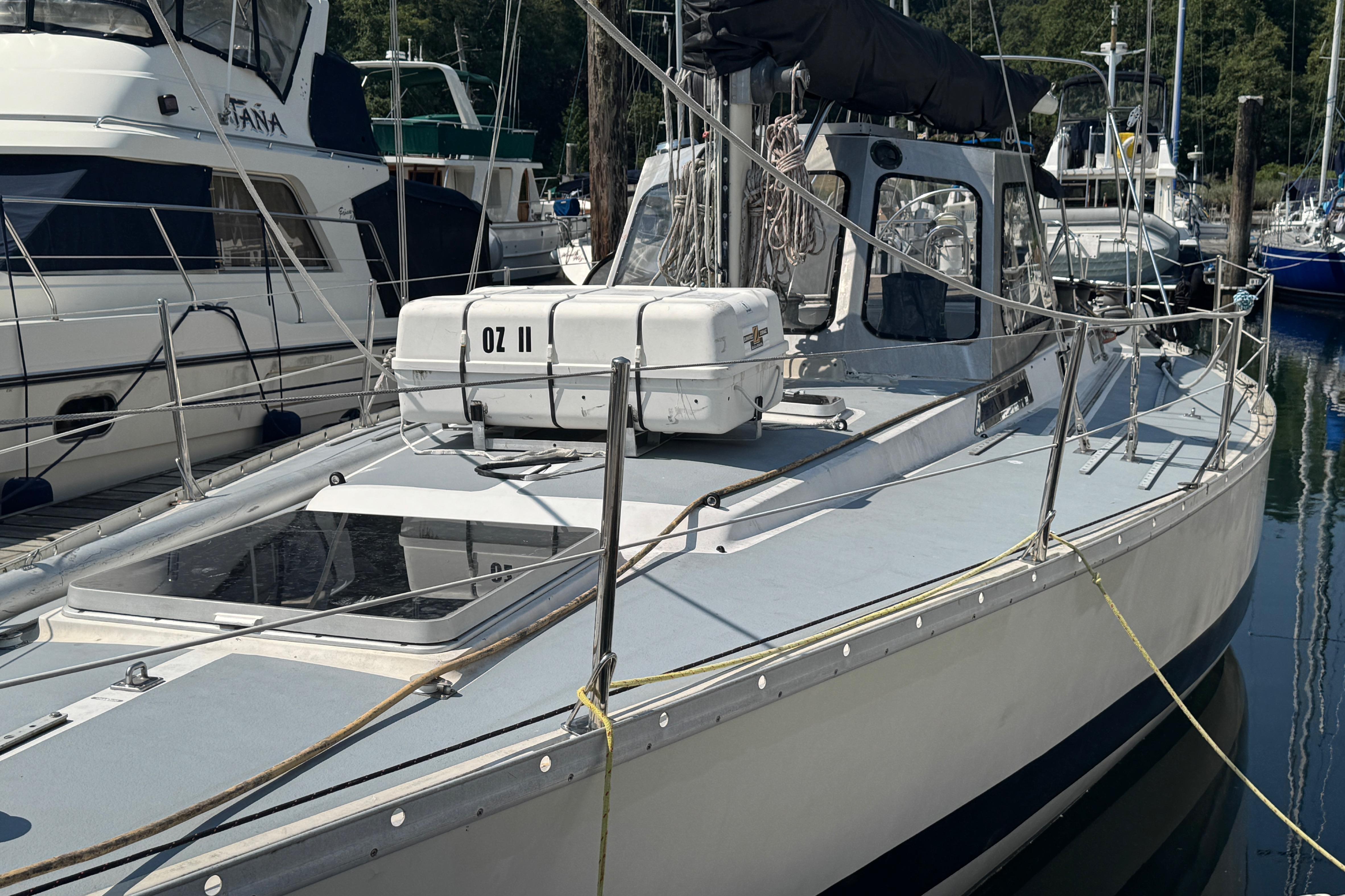 1983 Irwin Citation 41 for sale in Bowen Island, British Columbia, Canada