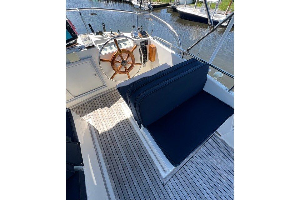 1990 Grand Banks 36 Classic