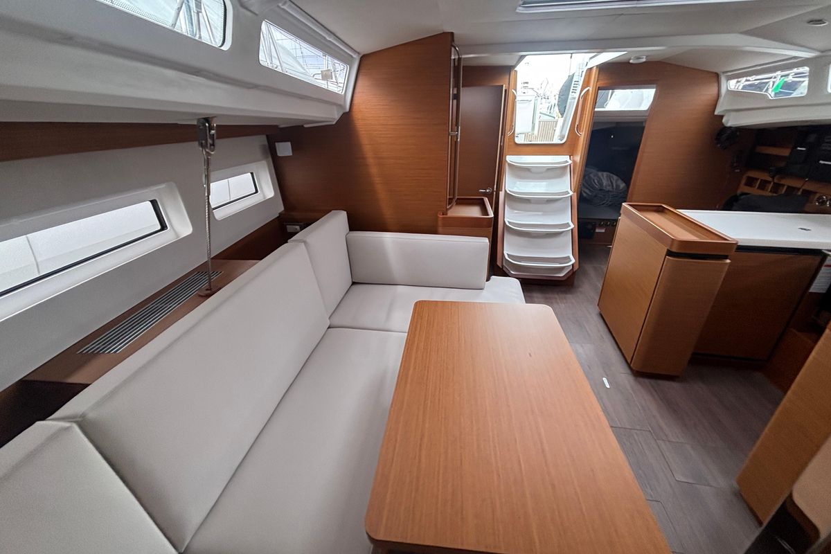 2025 Jeanneau Sun Odyssey 440