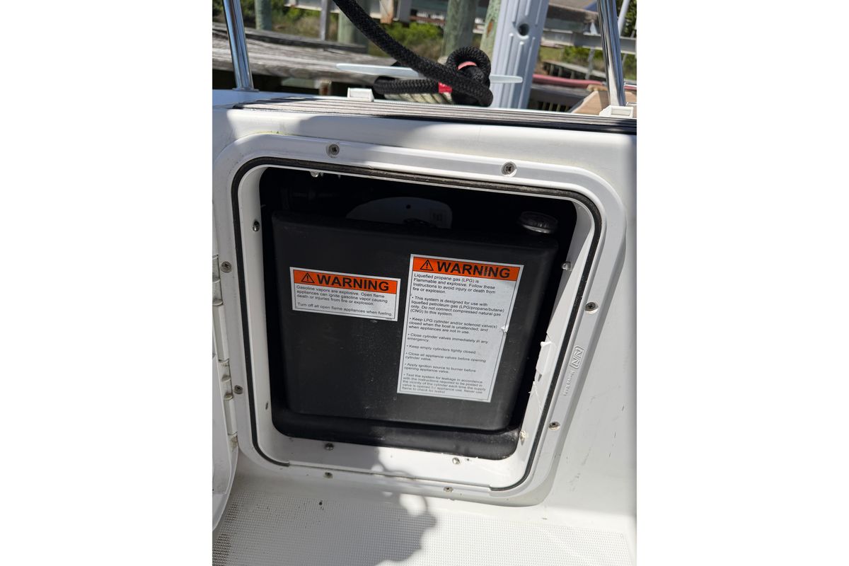 2015 Jeanneau Sun Odyssey 349
