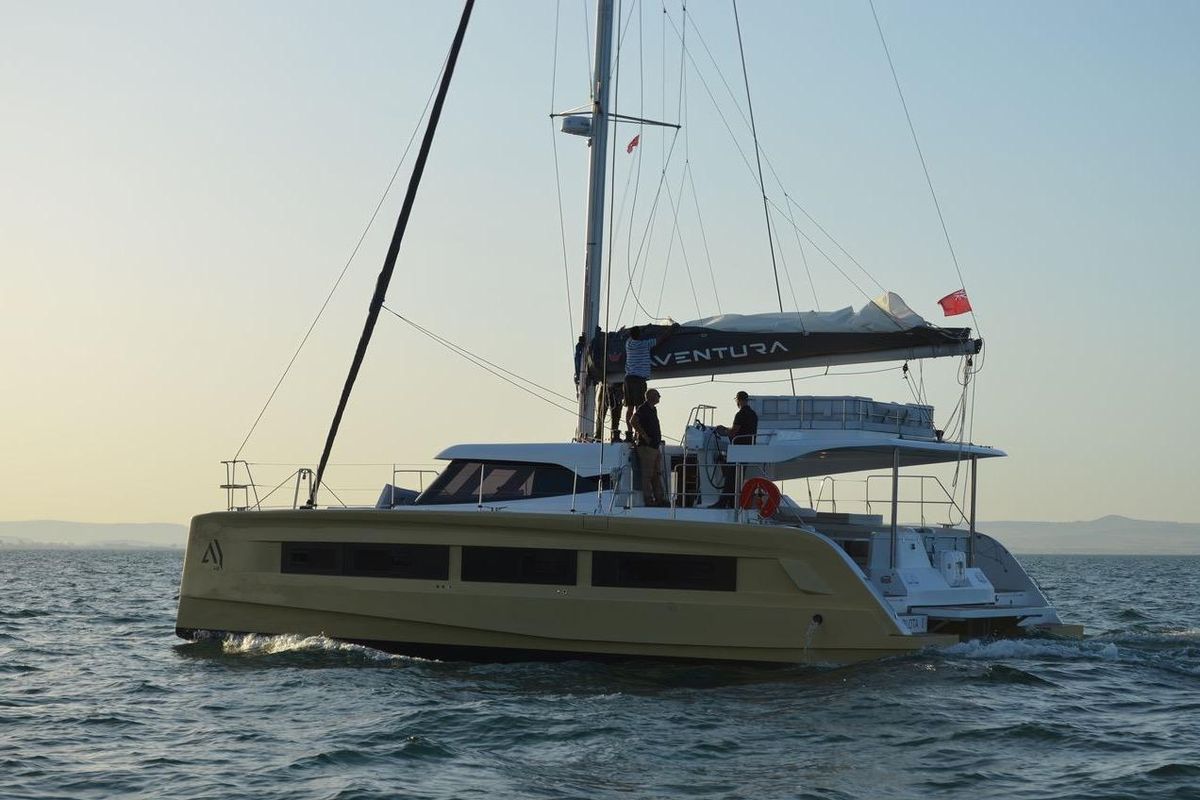 2026 Aventura 45