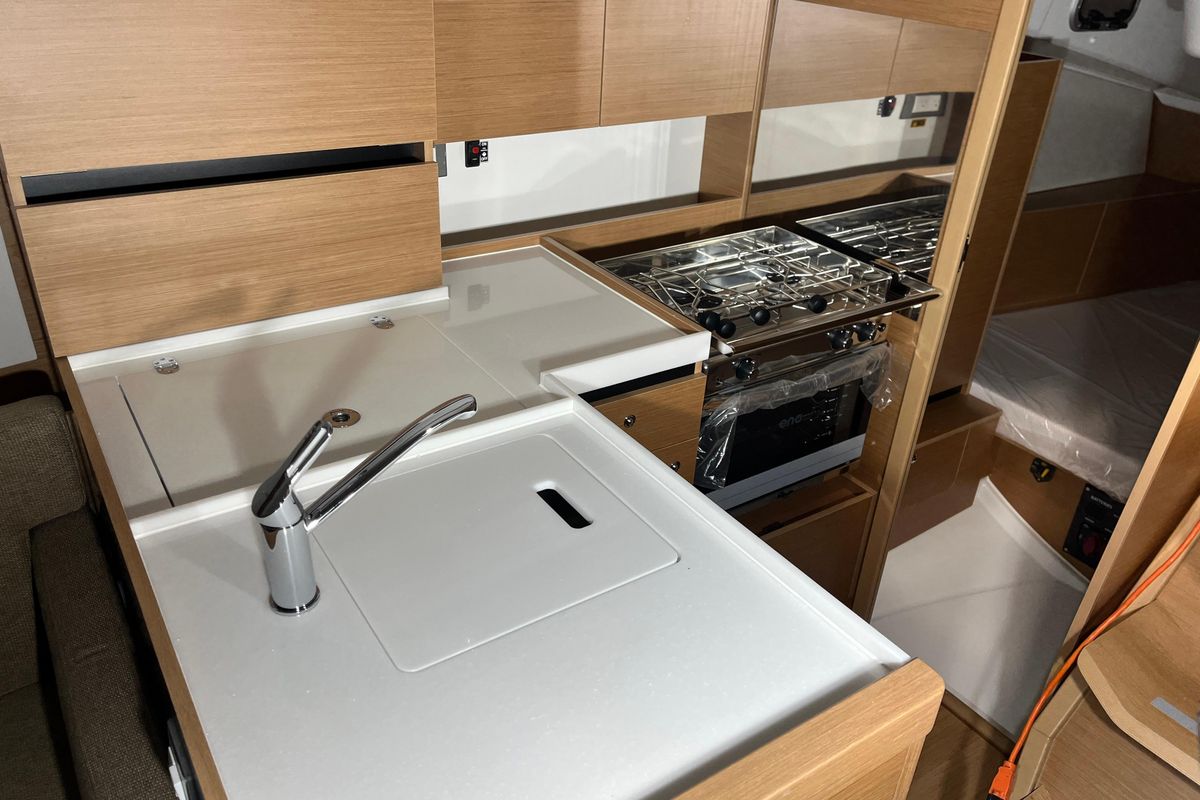 2026 Jeanneau Sun Odyssey 350