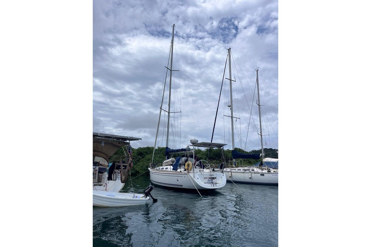 2006 Dufour 40 Performance