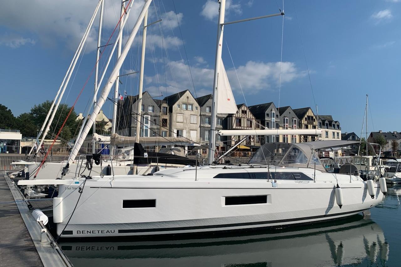 2024 Beneteau Oceanis 37.1 for sale in Arzon, Morbihan, France