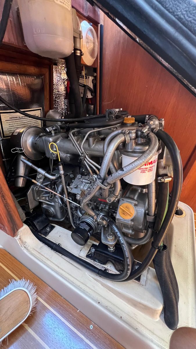 2001 Hunter 380