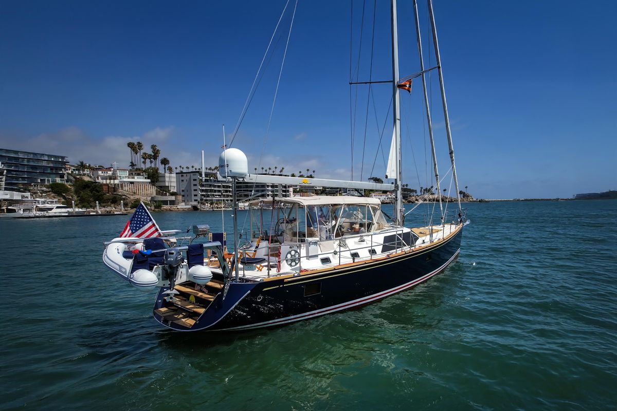 2014 Hylas 63