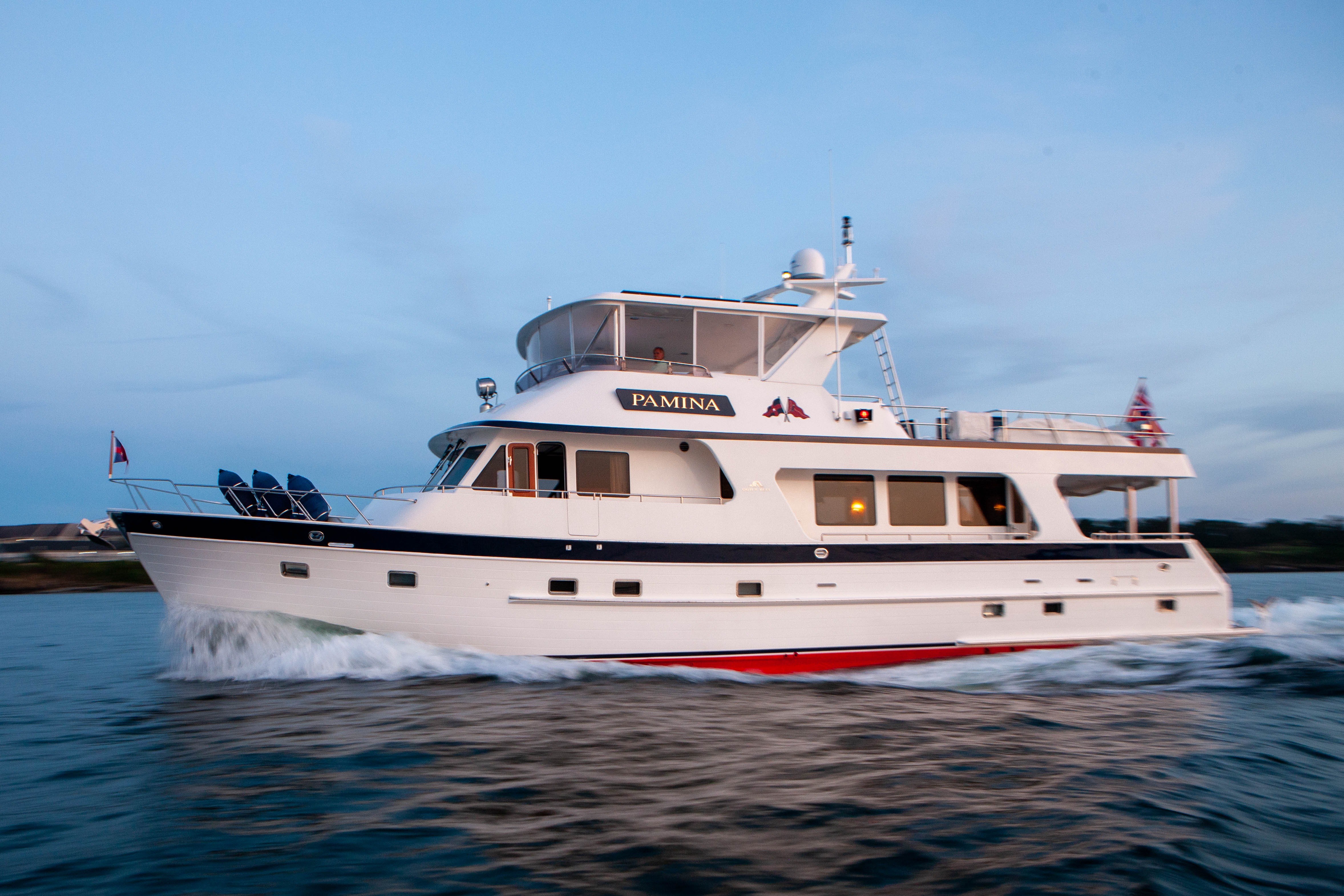 2013 Outer Reef Yachts Classic 70 Motor en venta en Newport, Rhode Island