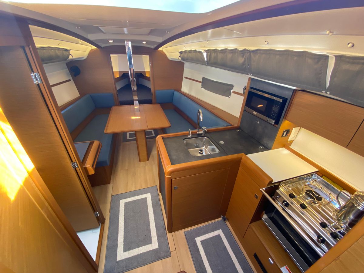 2023 Jeanneau Sun Odyssey 349