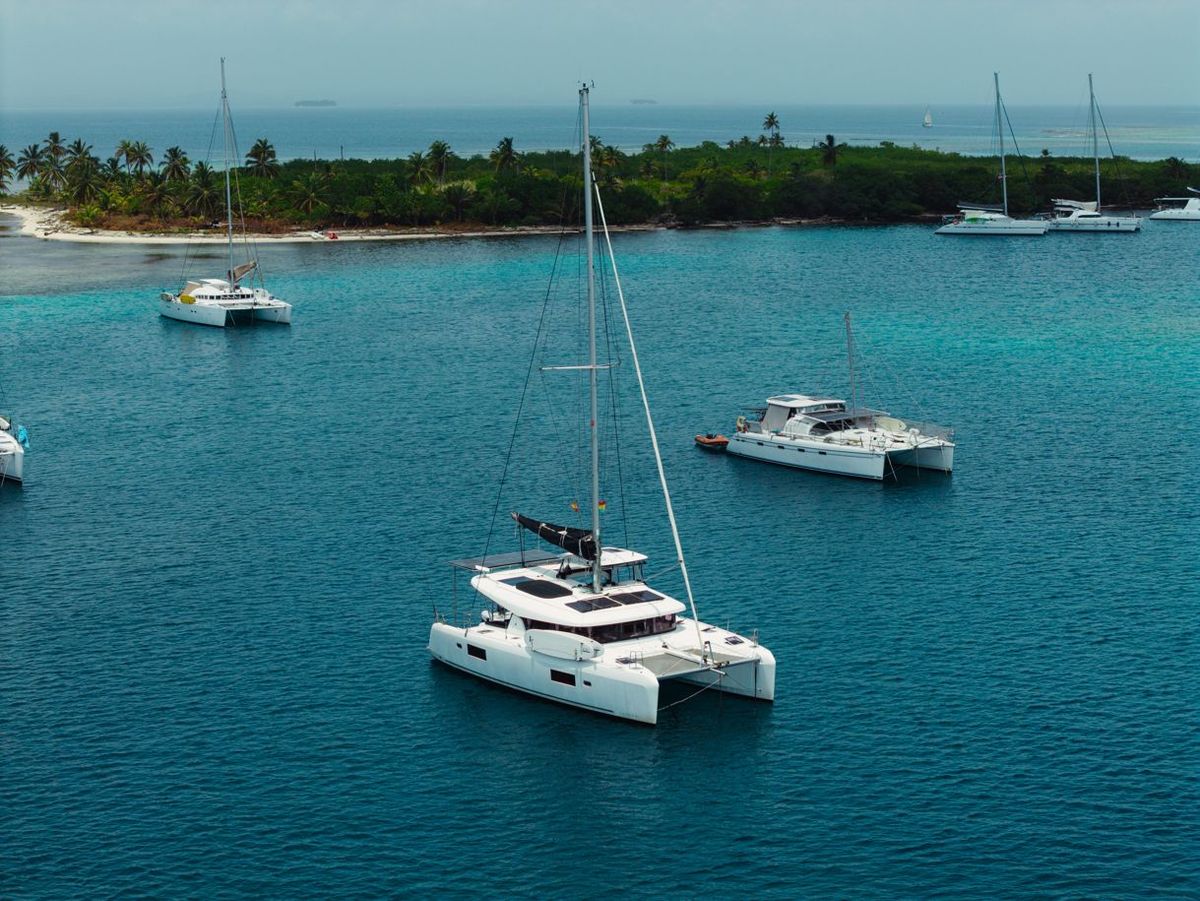 2018 Lagoon 42