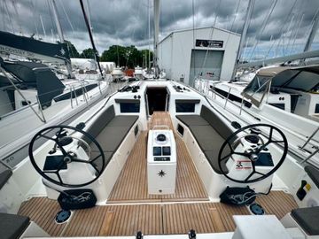 2020 Jeanneau Sun Odyssey 410 Boats