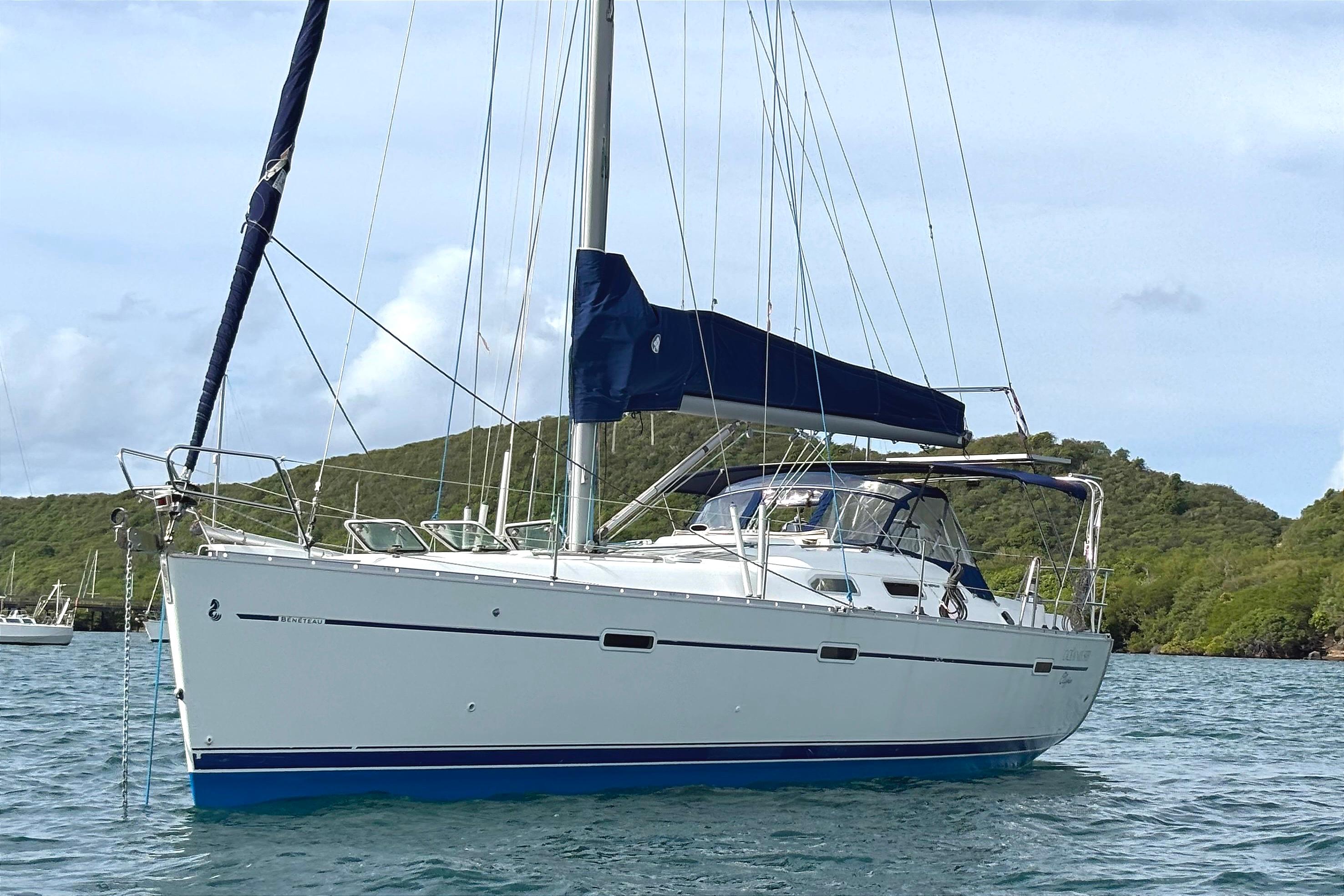 2004 Beneteau Oceanis Clipper 393 Boats