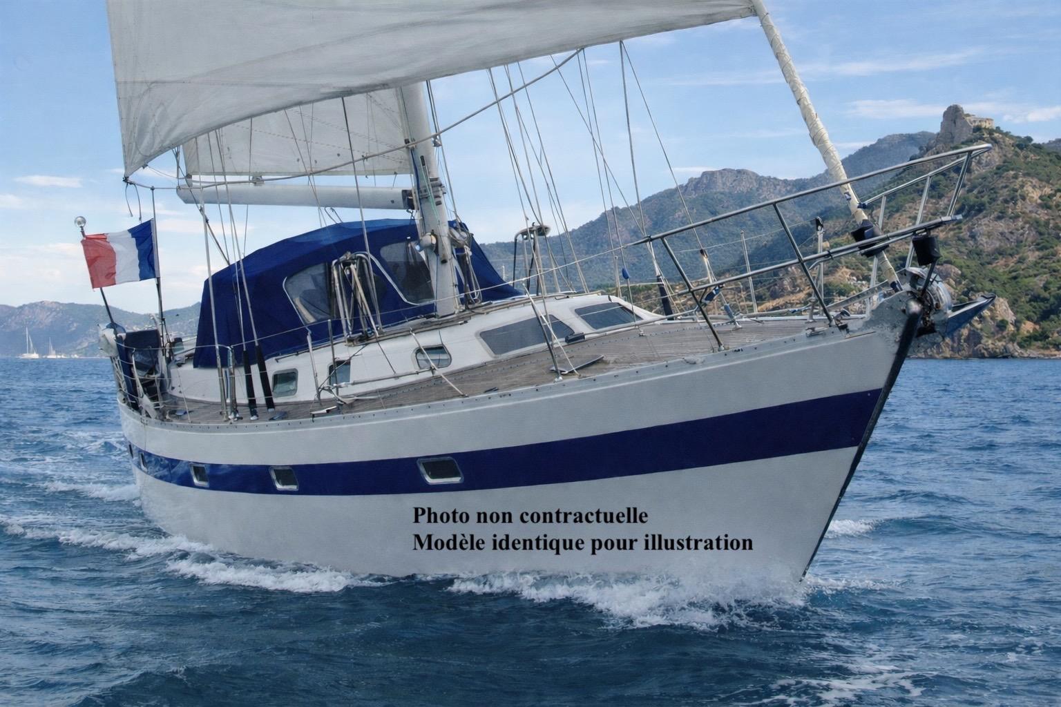 1983 Moody 44 Grenadier Boats
