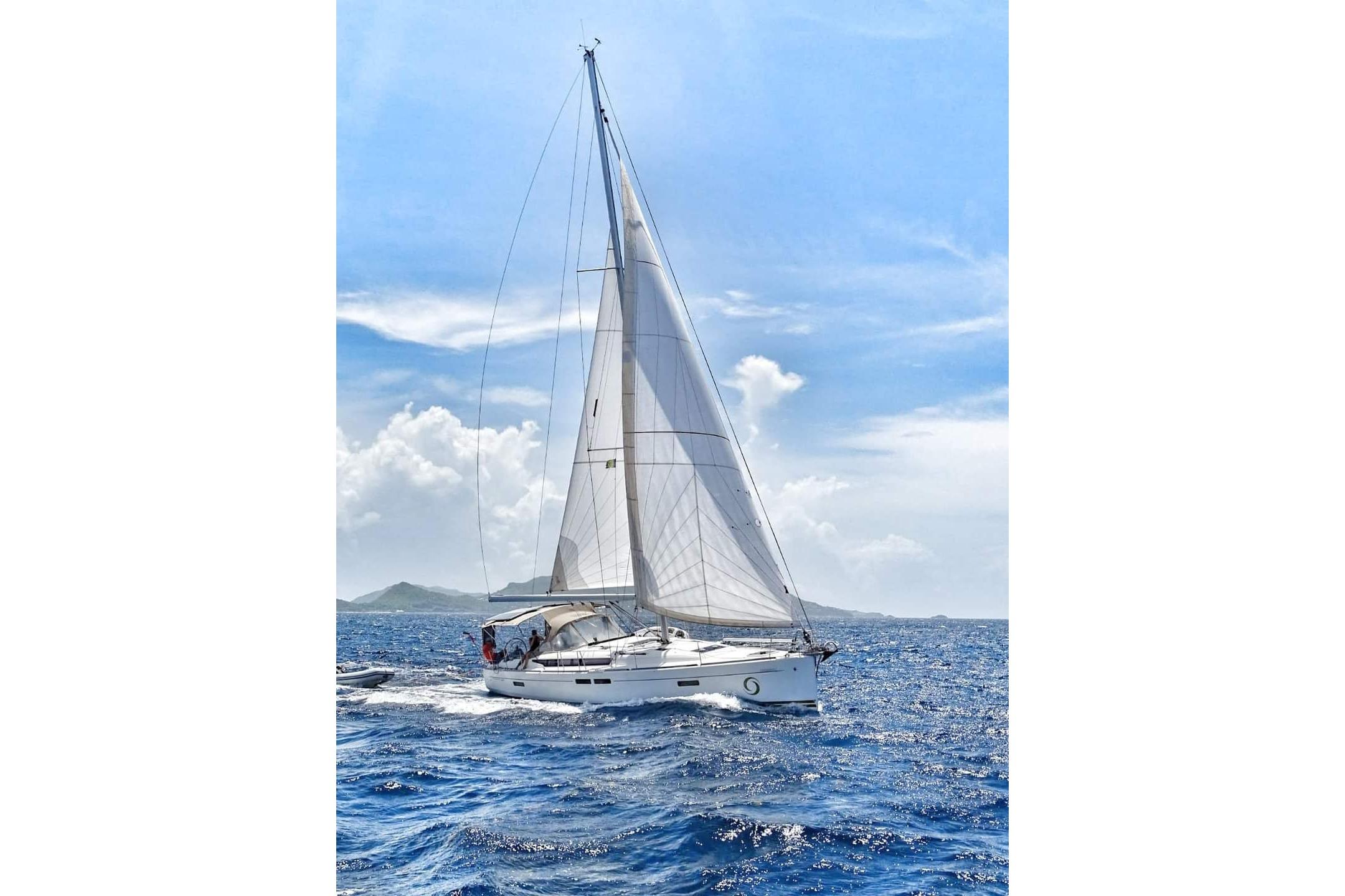2014 Jeanneau Sun Odyssey 469