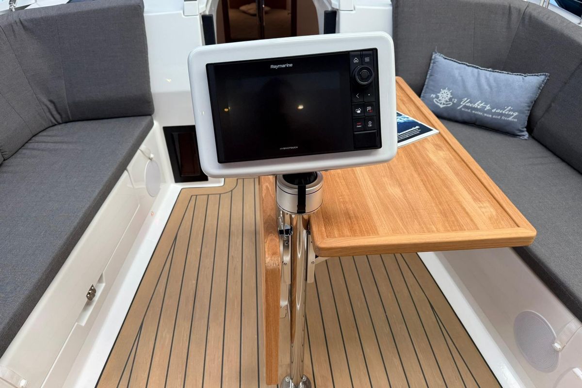 2024 Hanse 360