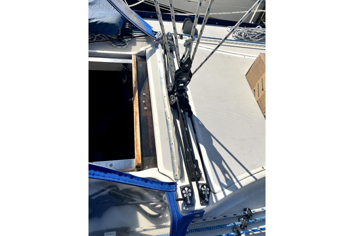 1986 Sabre 38